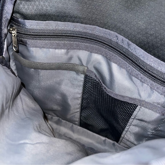 THE NORTH FACE Borealis Commuter School Laptop Backpack Navy Blue Hiking, - Picture 13 of 16